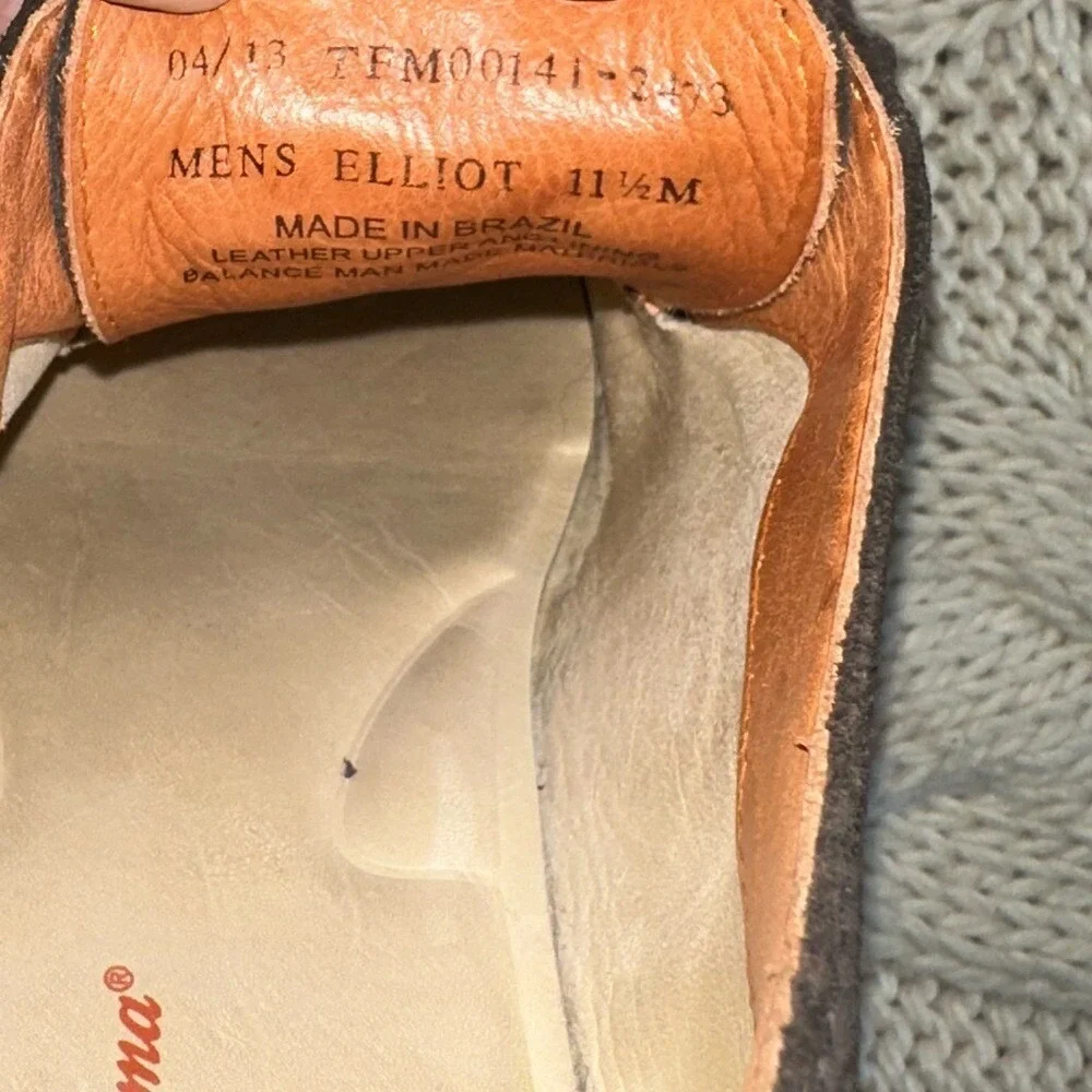 Tommy Bahama Wingtip Elliott Bucks Shoes Men's size 11.5